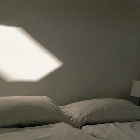 Rooms-Zimmer Neuhausen Am Rheinfall Eksteriør bilde