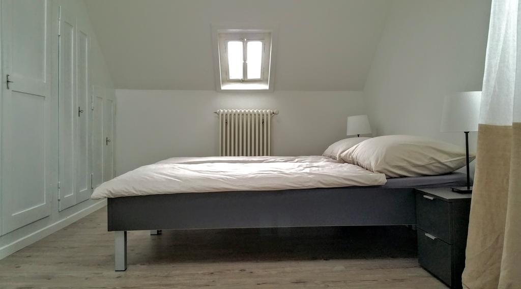 Rooms-Zimmer Neuhausen Am Rheinfall Eksteriør bilde