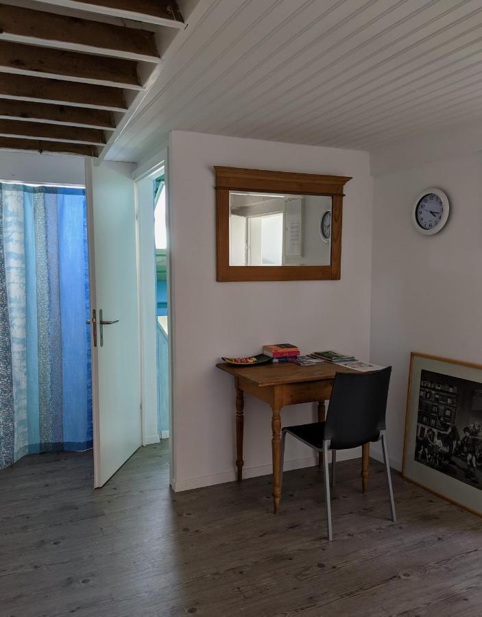 Rooms-Zimmer Neuhausen Am Rheinfall Eksteriør bilde