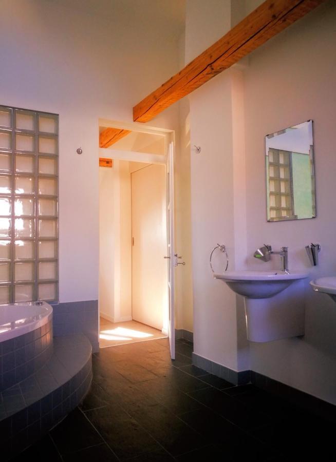 Rooms-Zimmer Neuhausen Am Rheinfall Eksteriør bilde