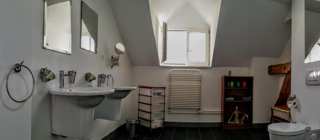 Rooms-Zimmer Neuhausen Am Rheinfall Eksteriør bilde